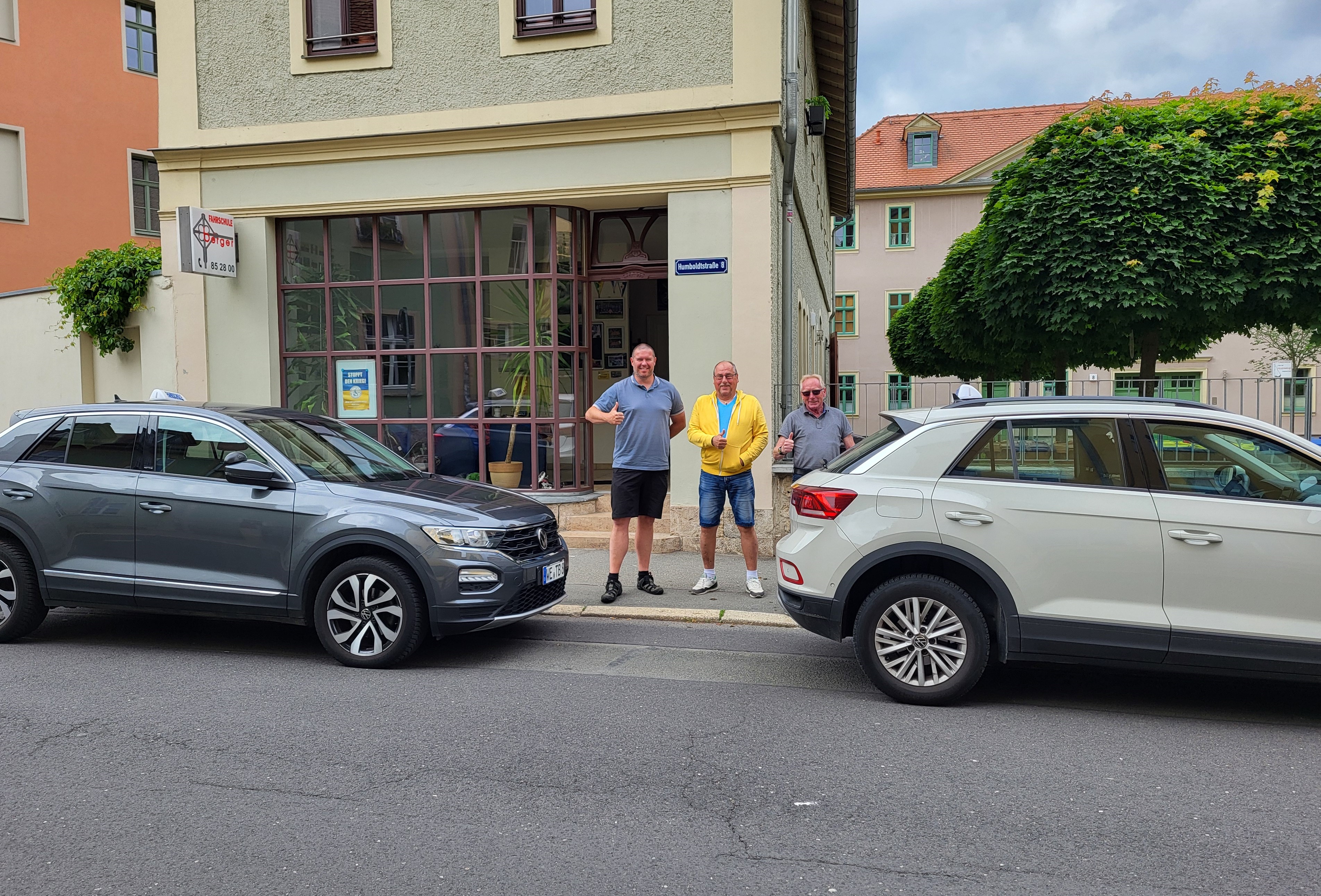 MIT SICHERHEIT AUF DER RICHTIGEN SPUR